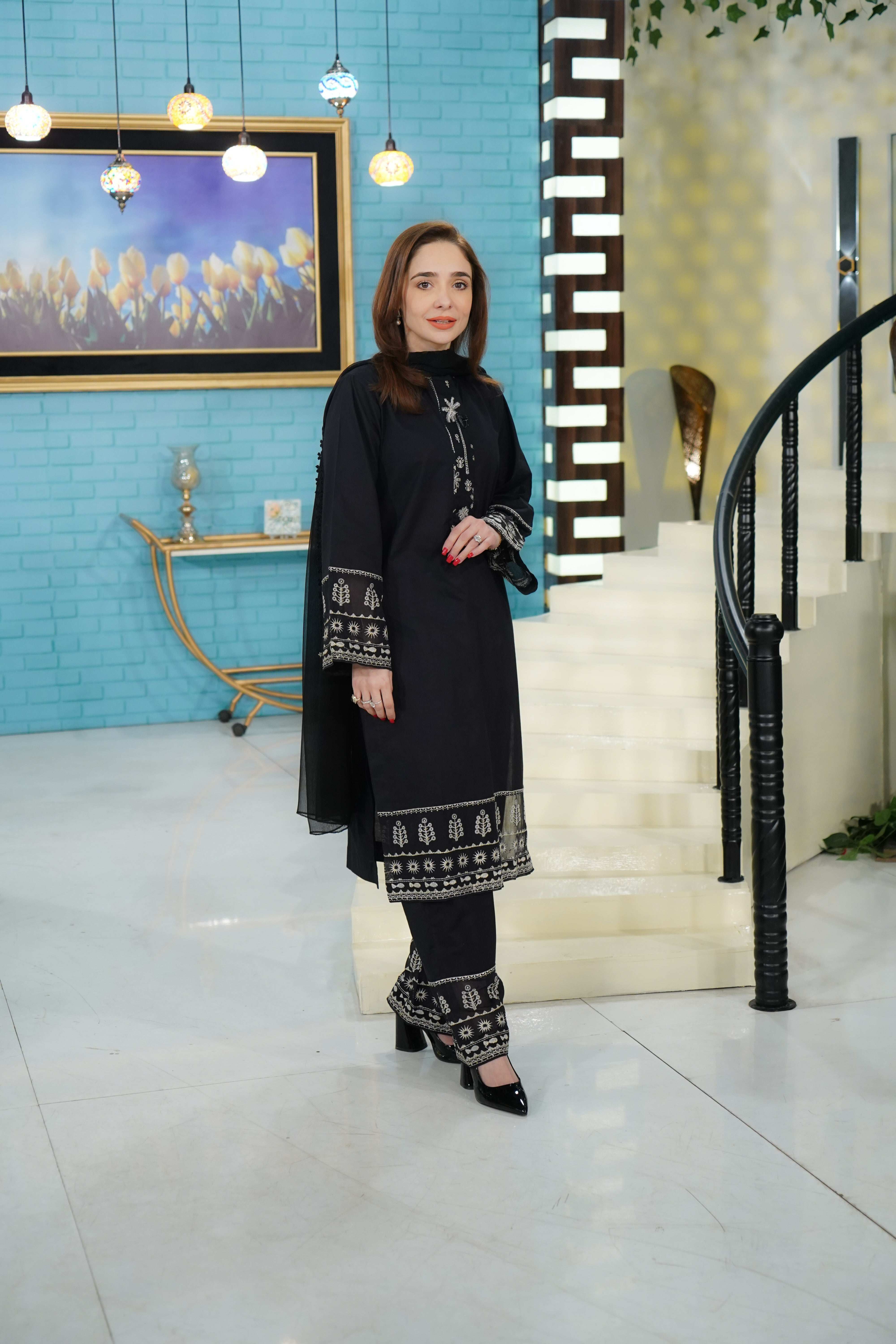 2 Piece Cotton Embroidred Suit