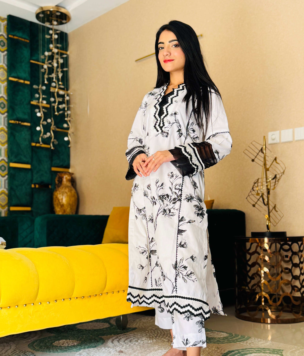 2 Piece Cotton Embroidred Suit