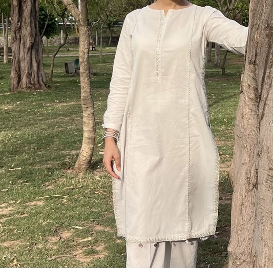 2 Piece Cotton Embroidred Zari Suit
