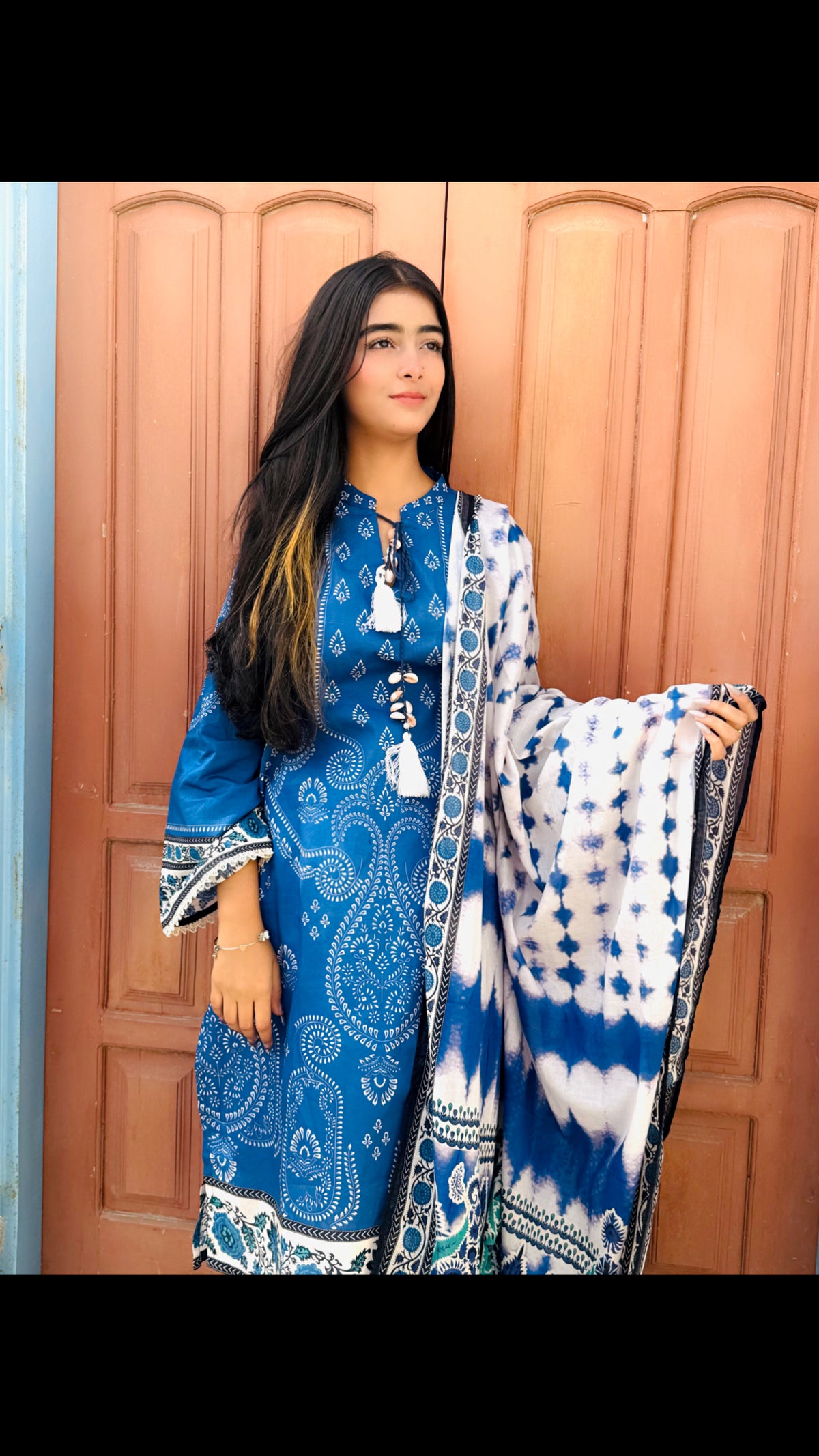 Printed Lawn Stitched 3 Piece Suit