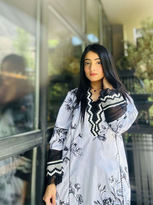 2 Piece Cotton Embroidred Suit